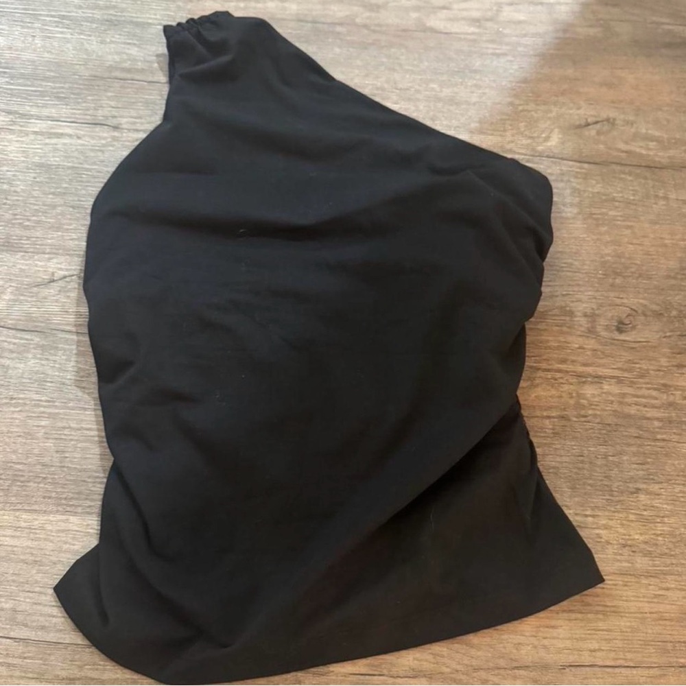 Elegant Black Women's Tank Top